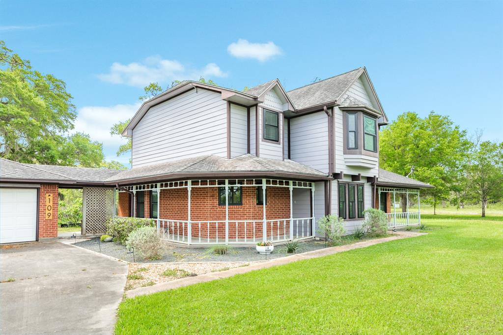 109 County Road 611a, Angleton, Texas image 2