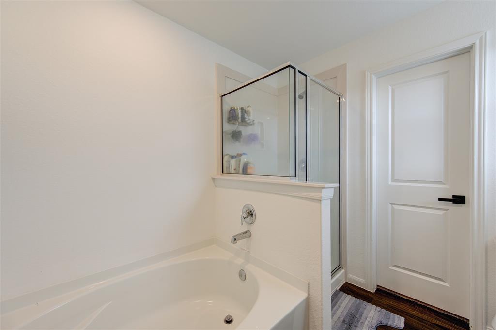 5826 Finely Run Street, Spring, Texas image 33