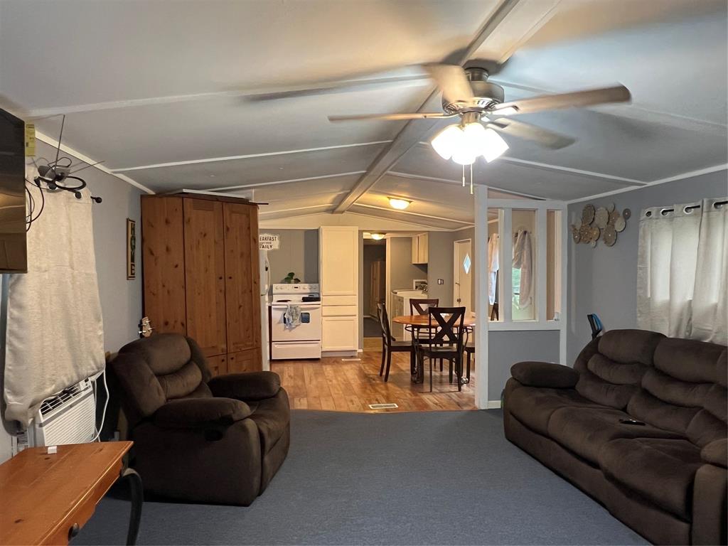 2000 Shepherd Tram Road, Shepherd, Texas image 14
