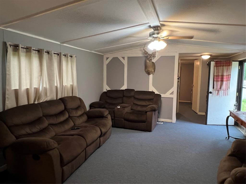 2000 Shepherd Tram Road, Shepherd, Texas image 12