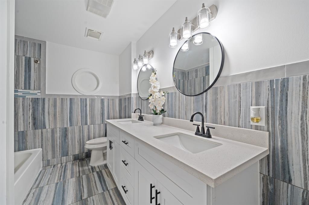 1206 Timber Lane, Friendswood, Texas image 25