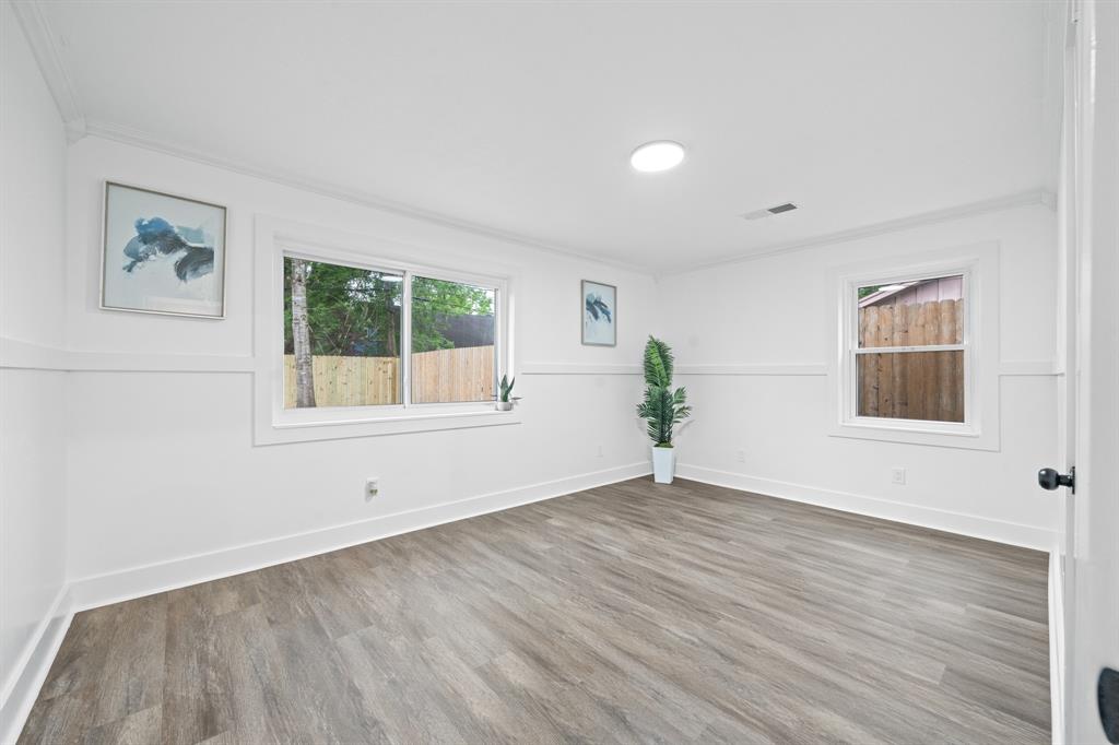 1206 Timber Lane, Friendswood, Texas image 30