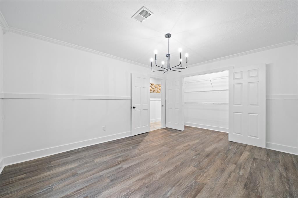 1206 Timber Lane, Friendswood, Texas image 35