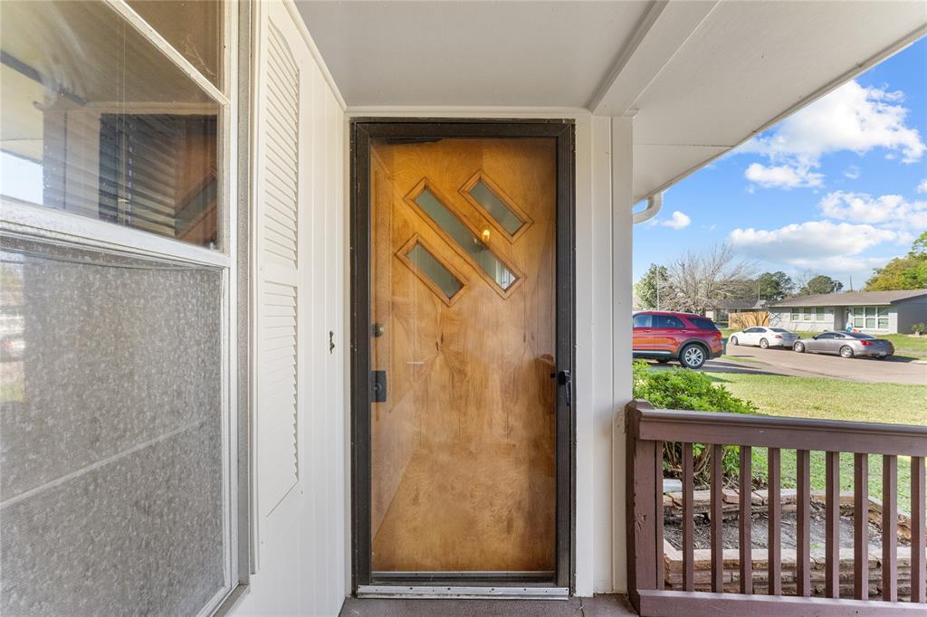 1403 Marlock Lane, Pasadena, Texas image 7