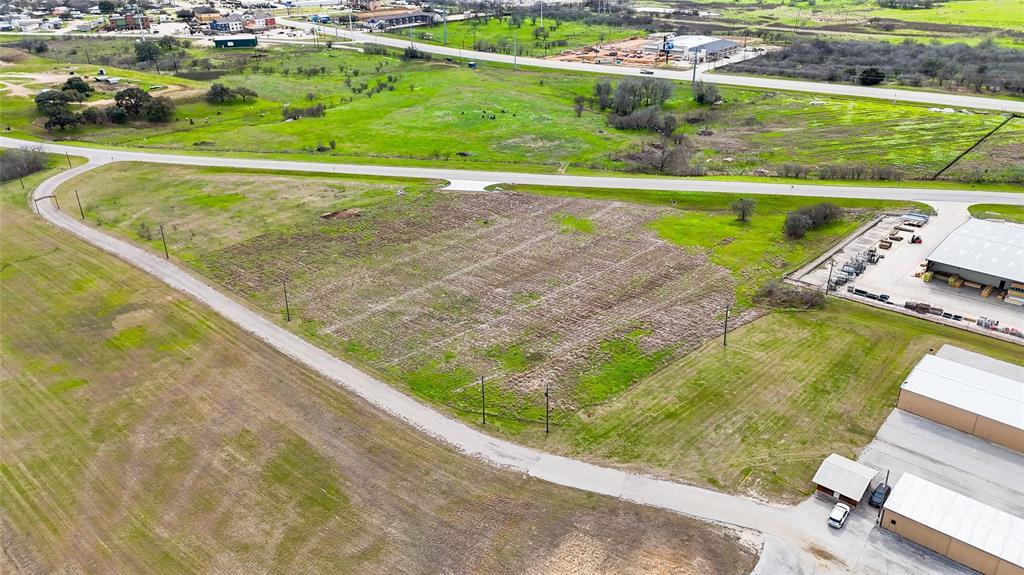 2700 Us-183, Gonzales, Texas image 6