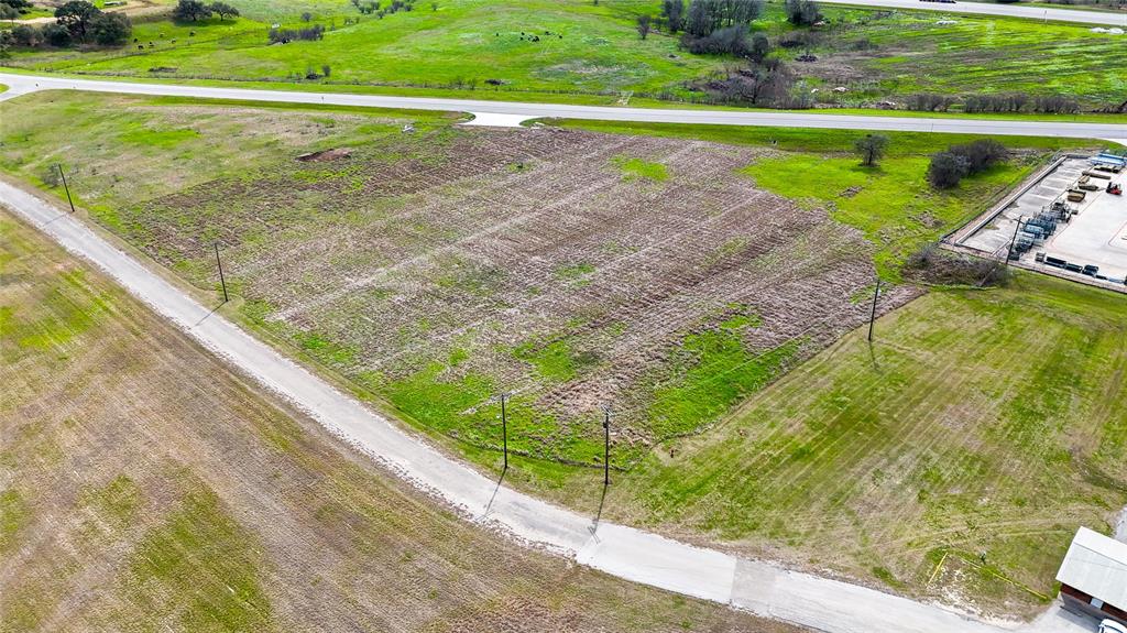 2700 Us-183, Gonzales, Texas image 4