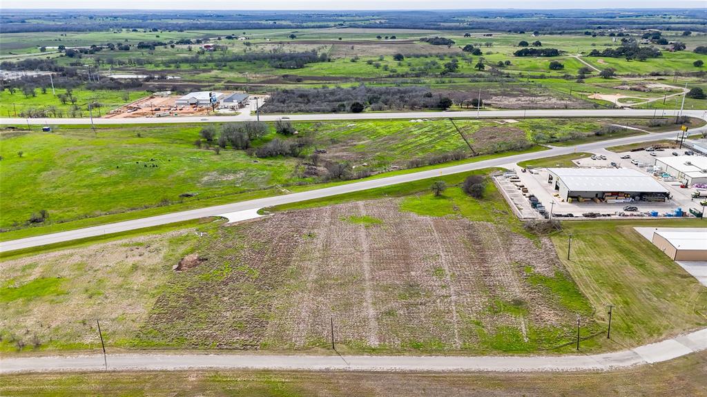 2700 Us-183, Gonzales, Texas image 8