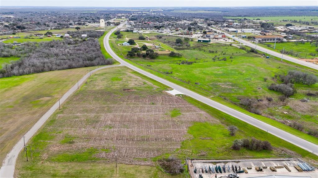 2700 Us-183, Gonzales, Texas image 22