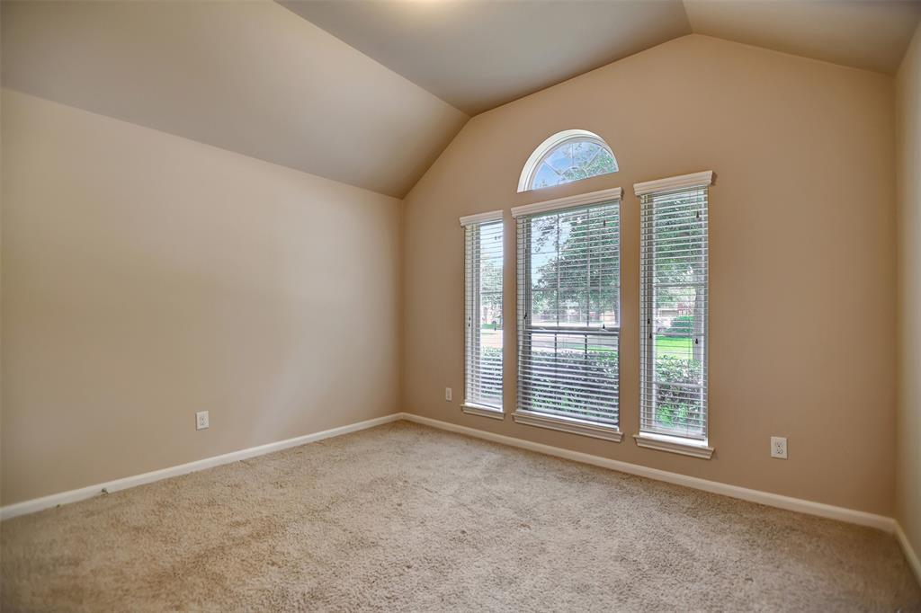 13305 Highland Lake Lane, Pearland, Texas image 31