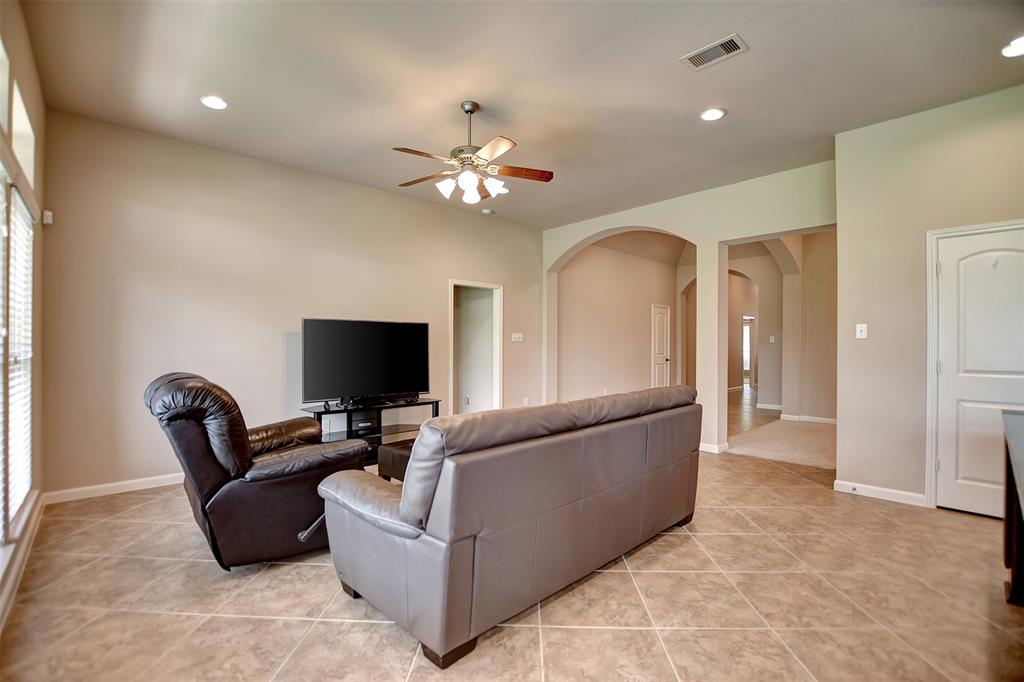 13305 Highland Lake Lane, Pearland, Texas image 12