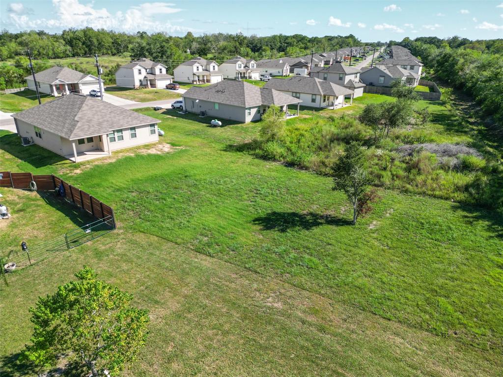 6502 Blimp Base Boulevard, Hitchcock, Texas image 35