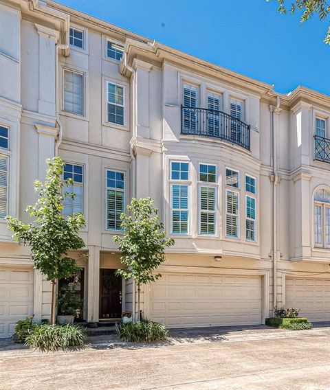 Townhouse in Houston TX 1915 Greenwich Terrace Drive.jpg