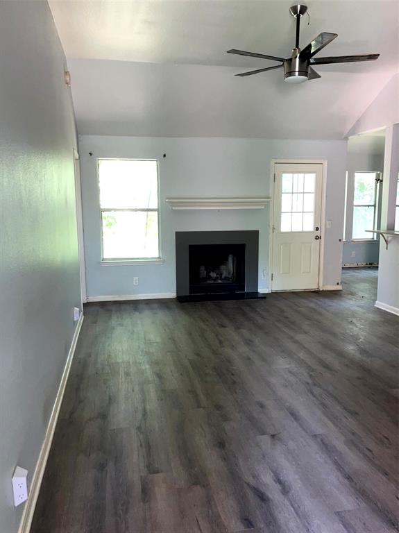 193 Oak River Drive, Cedar Creek, Texas image 4