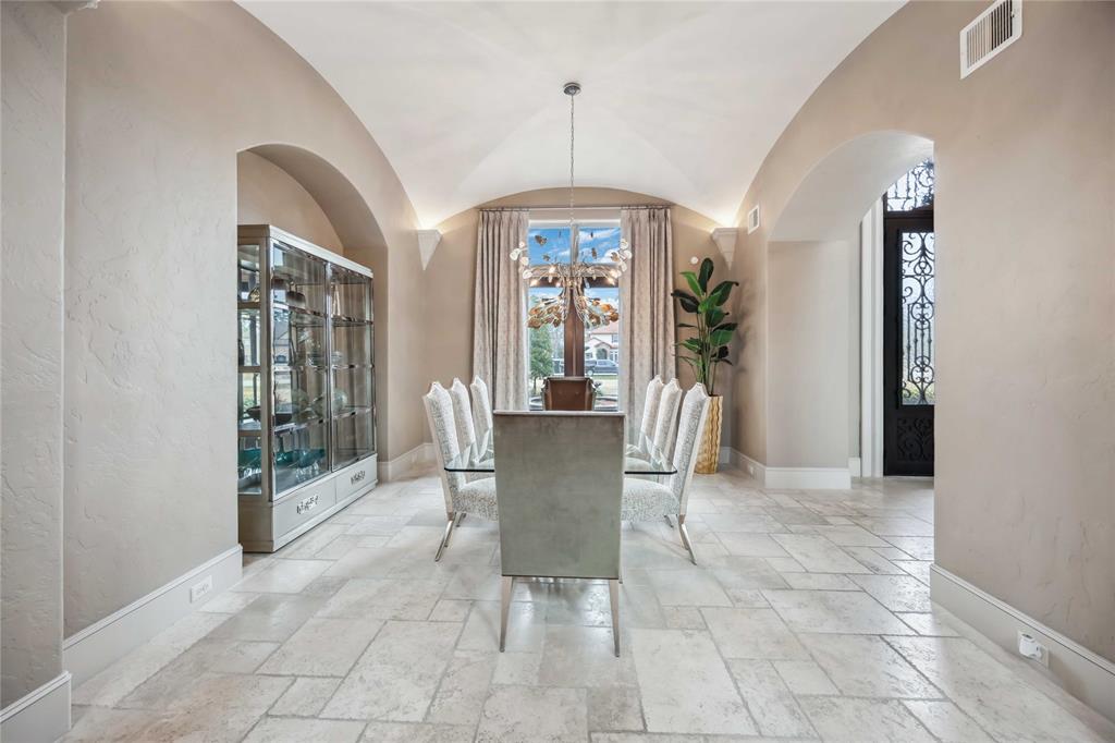4510 Siandra Creek Court, Spring, Texas image 8