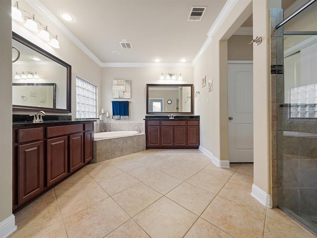 3722 Walker Falls Lane, Fulshear, Texas image 20