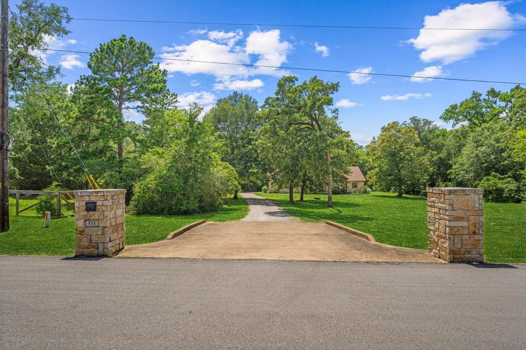 111 Heritage Oak Drive