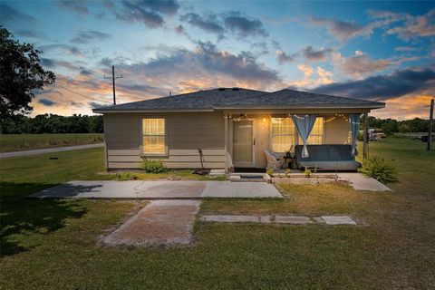 A home in High Island