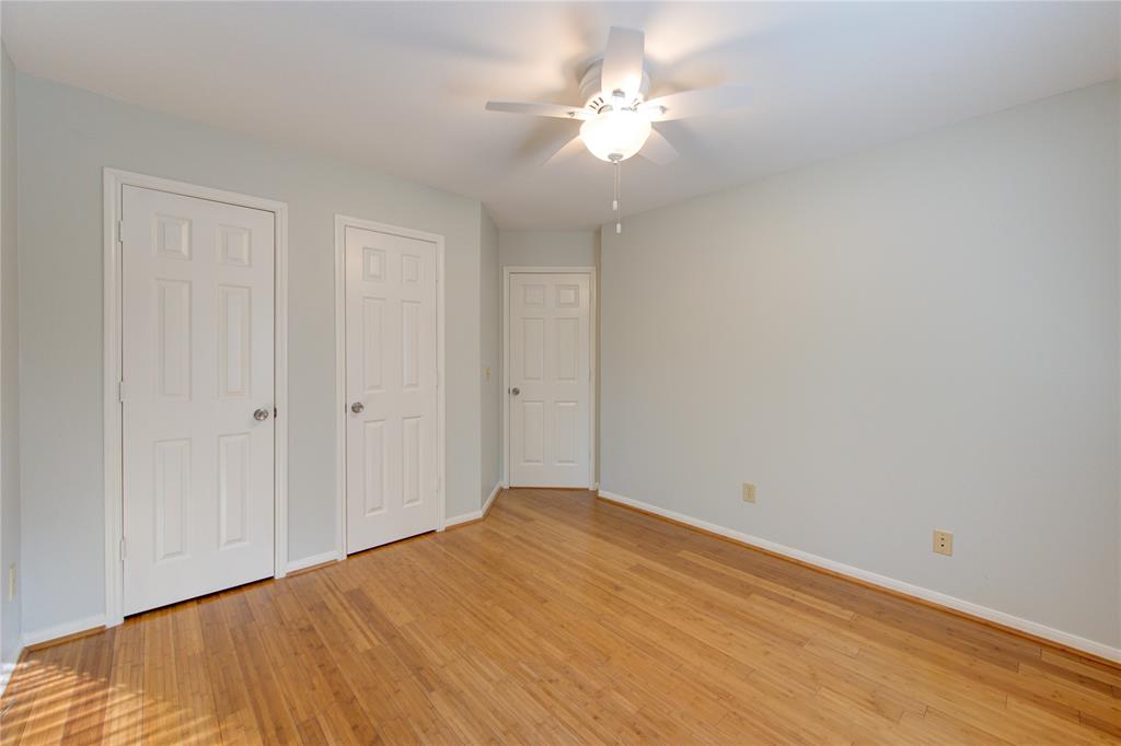 135 N Dreamweaver Circle, The Woodlands, Texas image 27