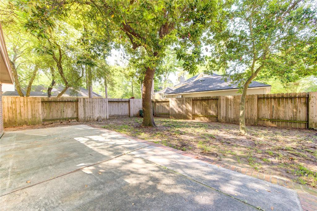 135 N Dreamweaver Circle, The Woodlands, Texas image 31