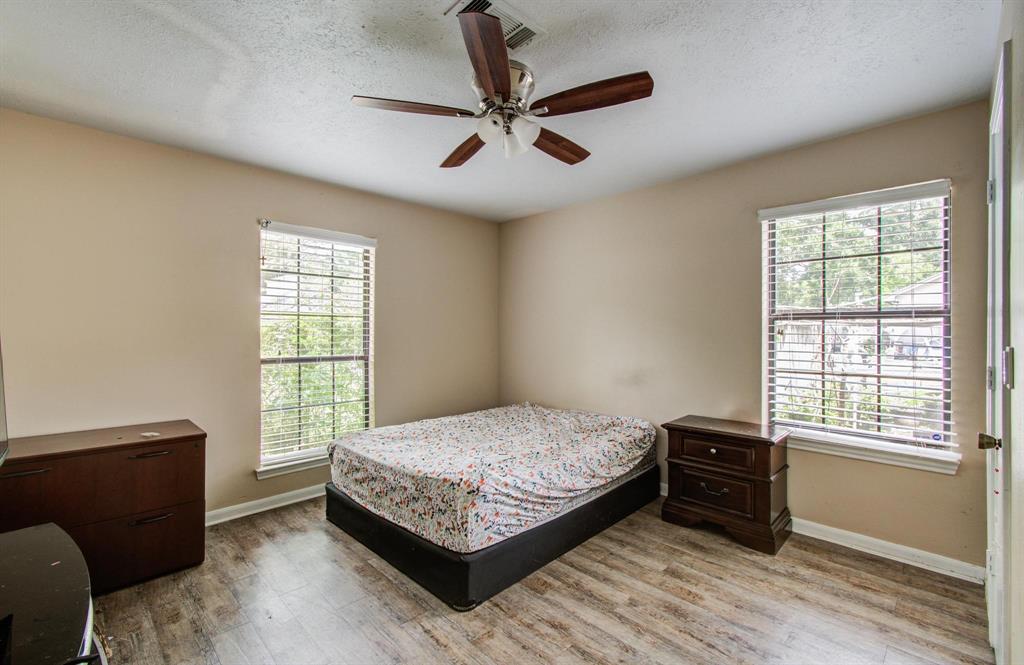 2915 Quailwood Street, Houston, Texas image 22