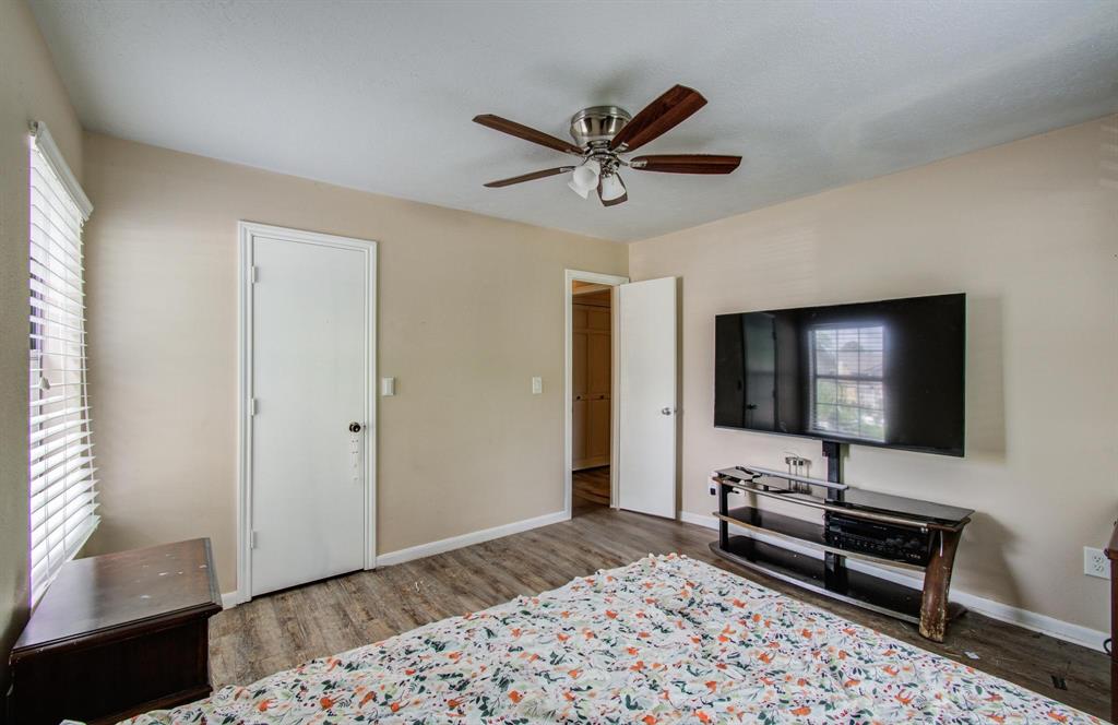 2915 Quailwood Street, Houston, Texas image 23