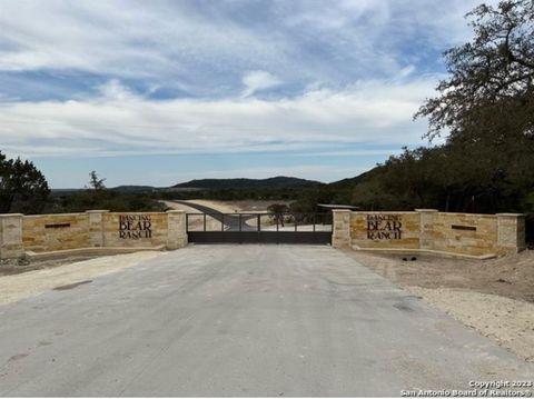 Lot 29 Private Road 1707 Mico TX 78056