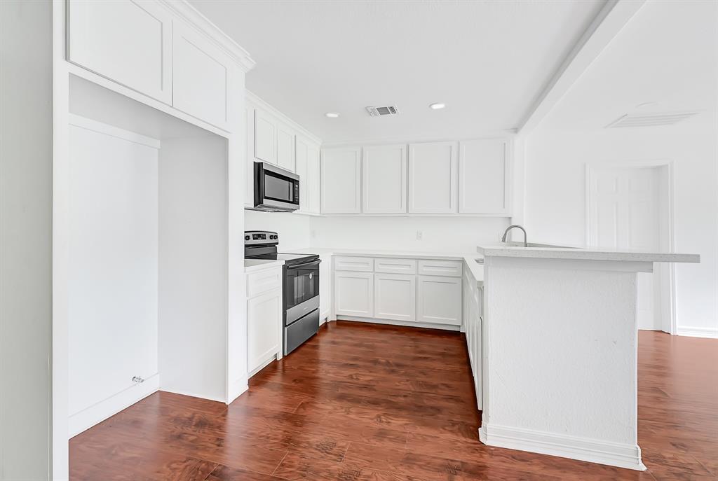 2114 Lone Star Street, Galveston, Texas image 5