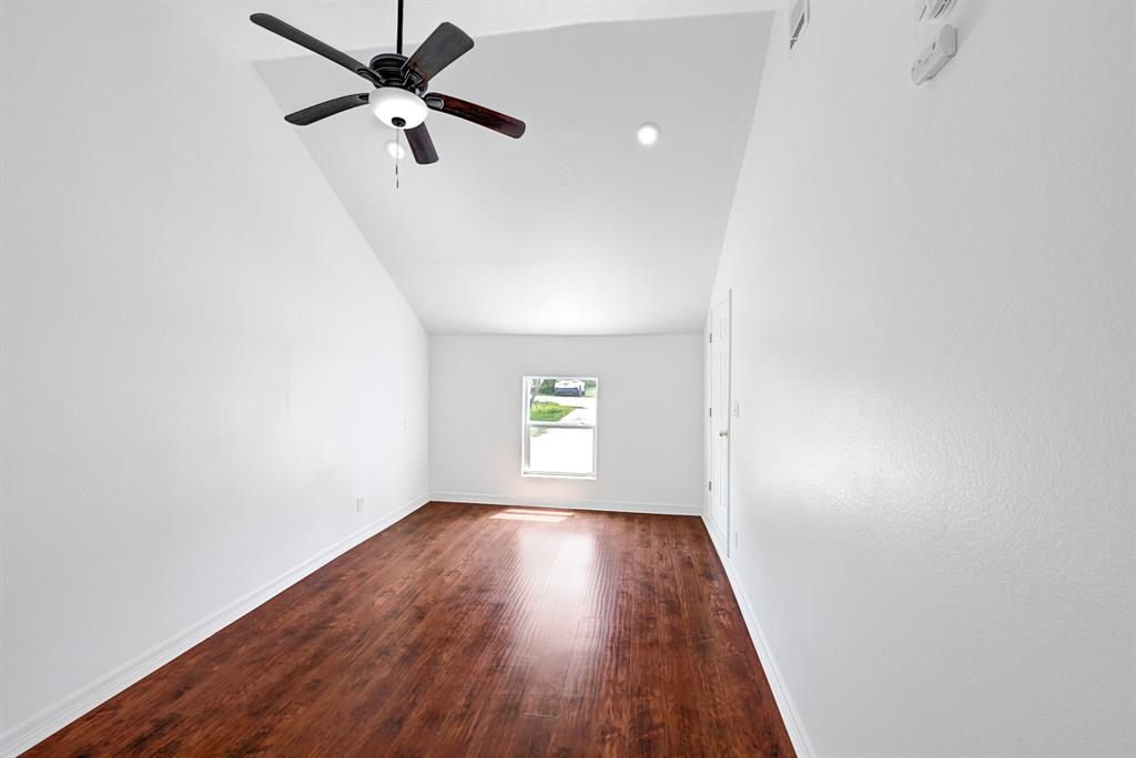 2114 Lone Star Street, Galveston, Texas image 12