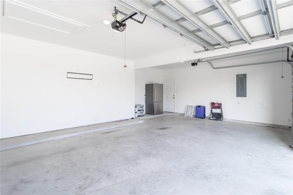 7111 Hillside Avenue, Baytown, Texas image 27