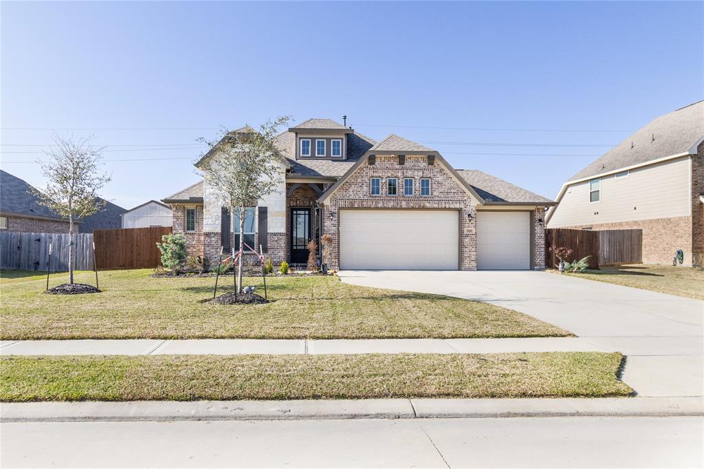 7111 Hillside Avenue, Baytown, Texas image 2