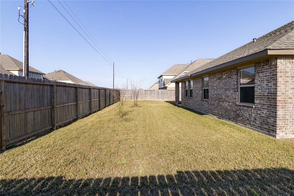 7111 Hillside Avenue, Baytown, Texas image 30