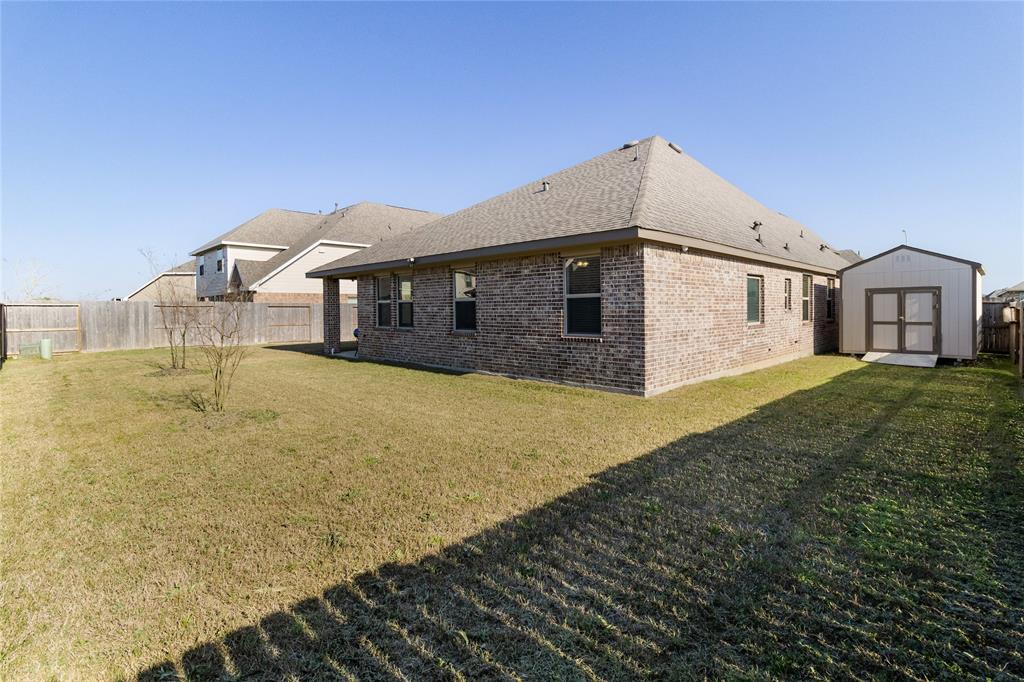 7111 Hillside Avenue, Baytown, Texas image 31