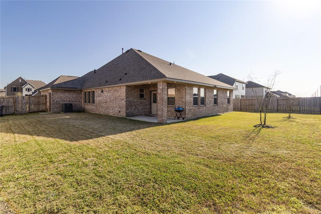 7111 Hillside Avenue, Baytown, Texas image 28