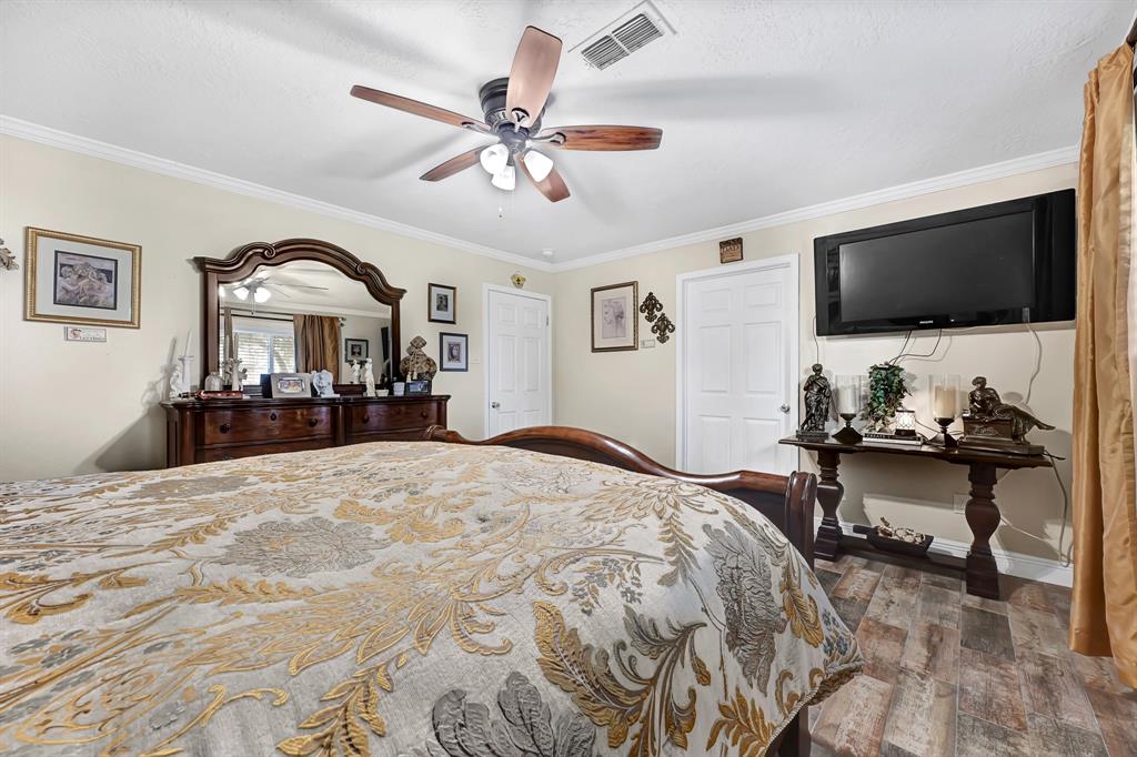 2022 Willow Wisp Drive, Seabrook, Texas image 19