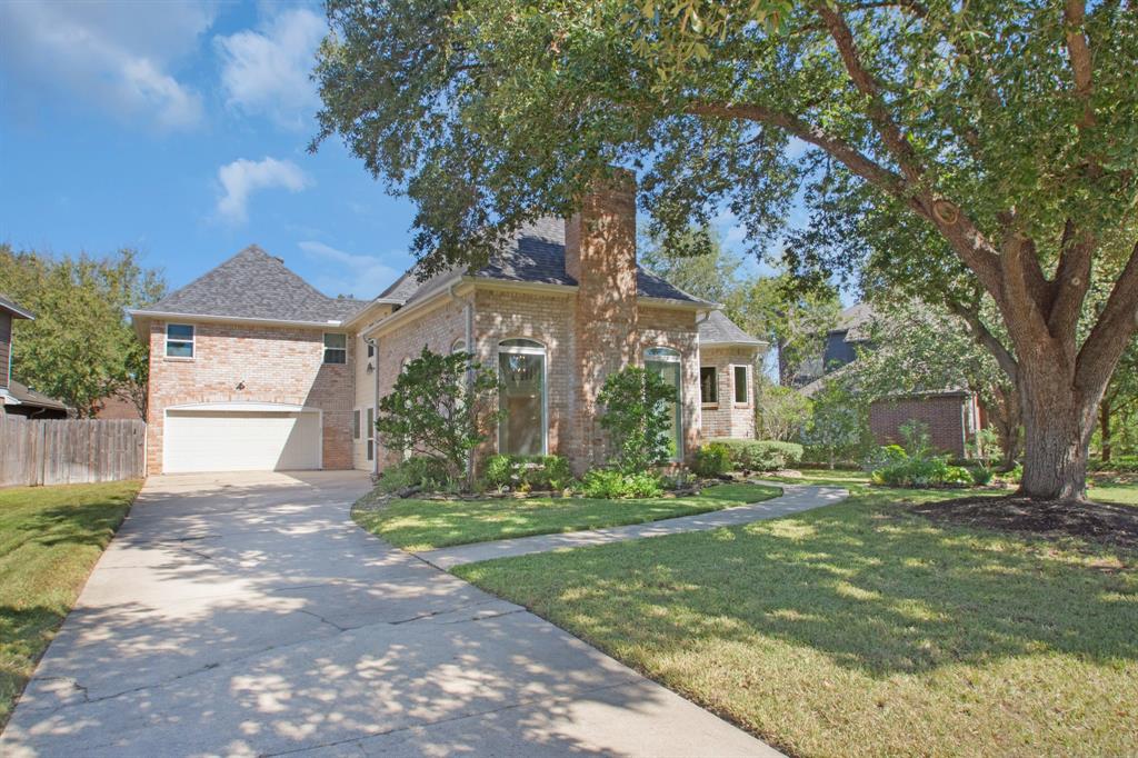 17902 Fernbluff Drive, Spring, Texas image 2