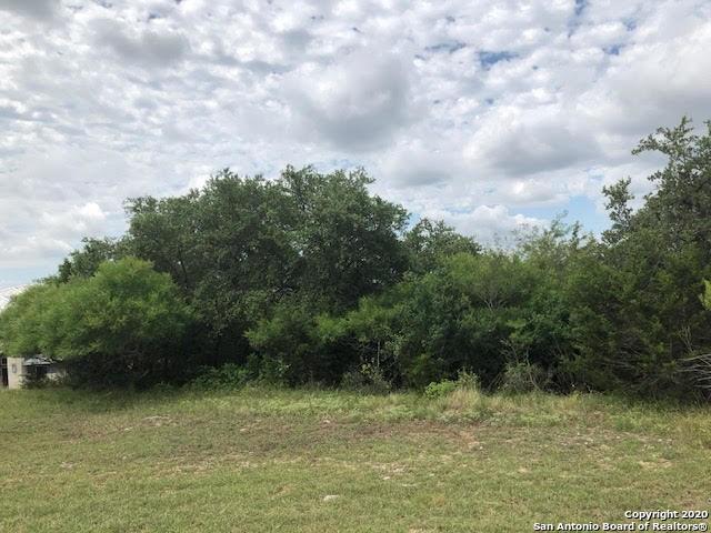 512 Paradise Hills, New Braunfels, Texas image 7