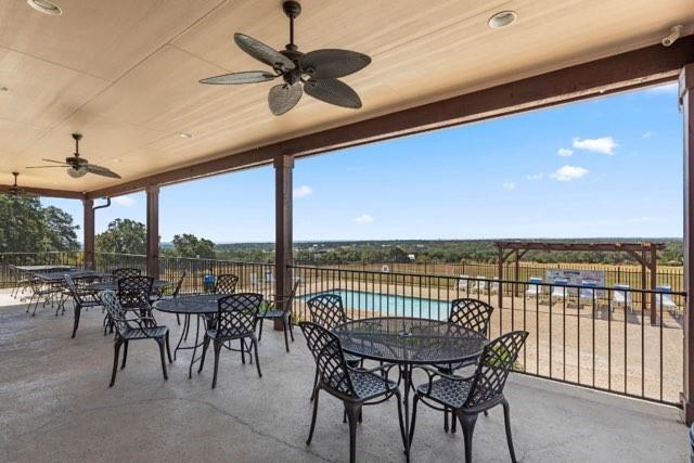 512 Paradise Hills, New Braunfels, Texas image 2
