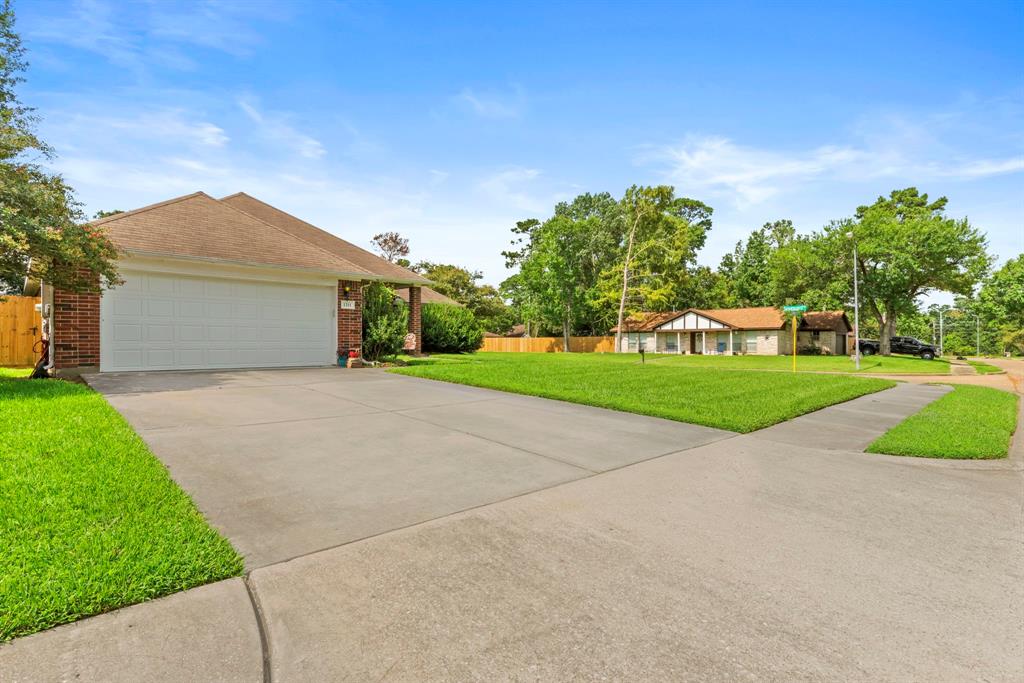 1211 Poppets Way
