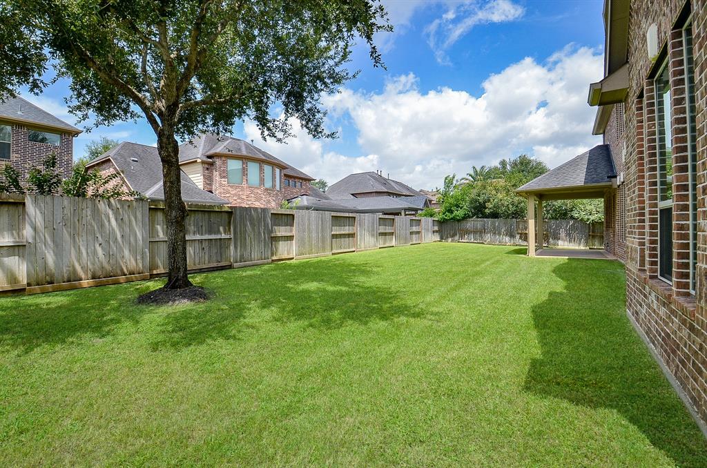 28003 Iberville Glen Drive