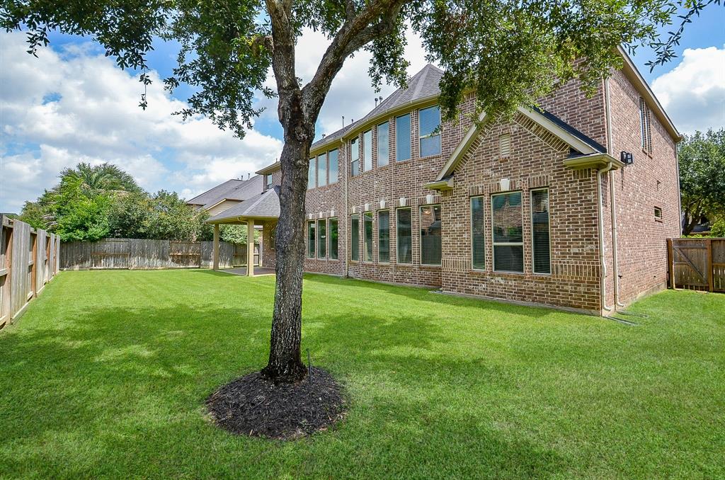 28003 Iberville Glen Drive