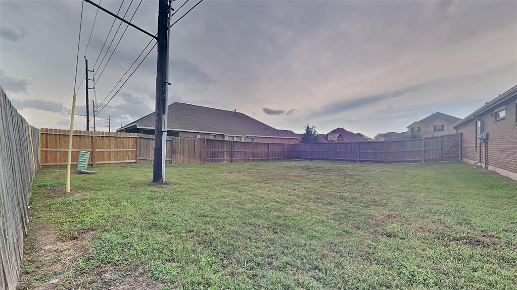 3738 E Vicksburg Estates Drive, Missouri City, Texas image 14