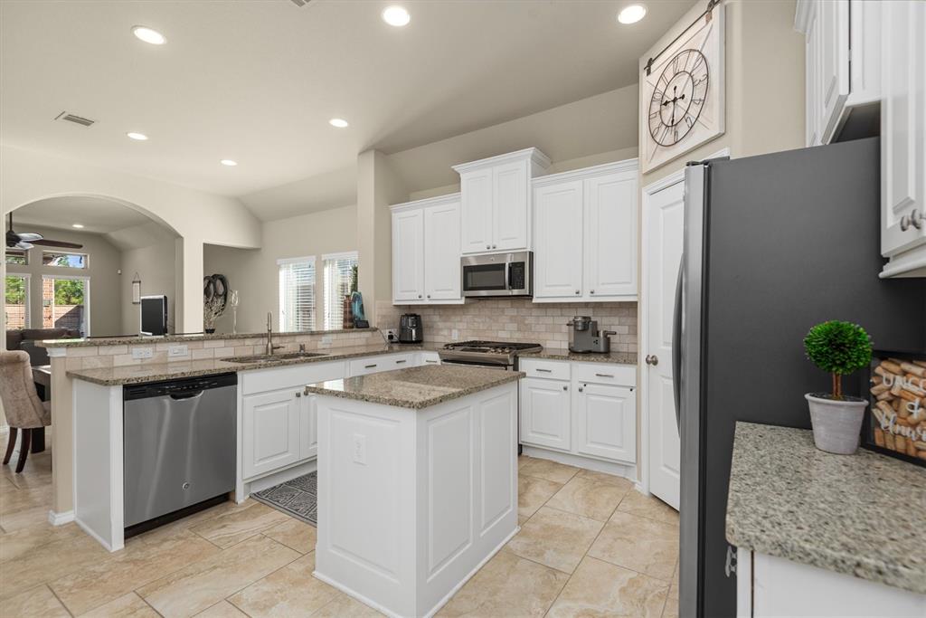 19122 Panther Cave Court, Cypress, Texas image 7