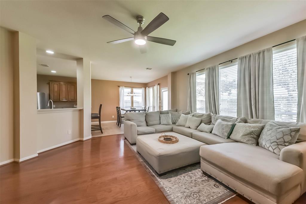 7102 Turtle Manor Drive, Humble, Texas image 9