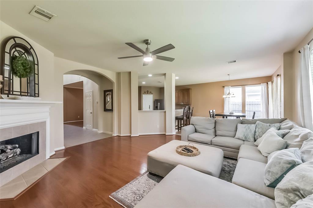 7102 Turtle Manor Drive, Humble, Texas image 7