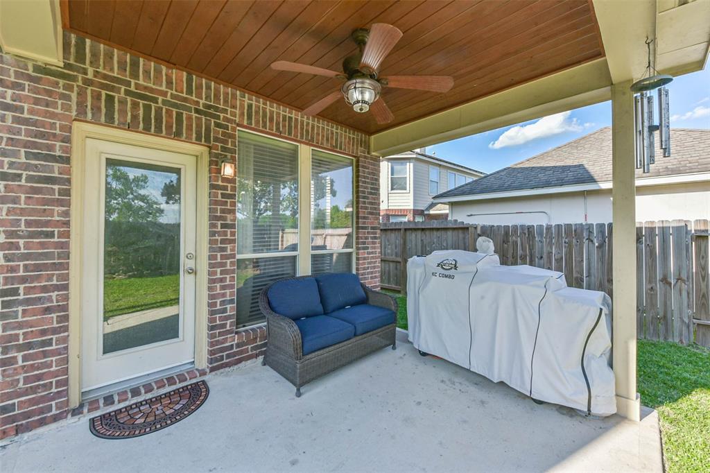 7102 Turtle Manor Drive, Humble, Texas image 34