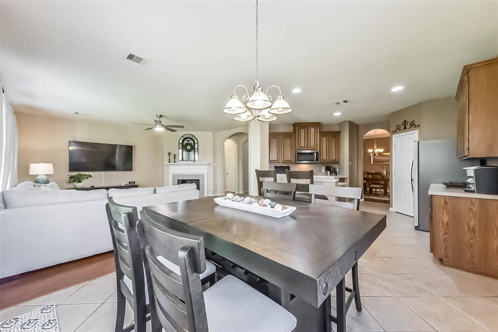7102 Turtle Manor Drive, Humble, Texas image 10