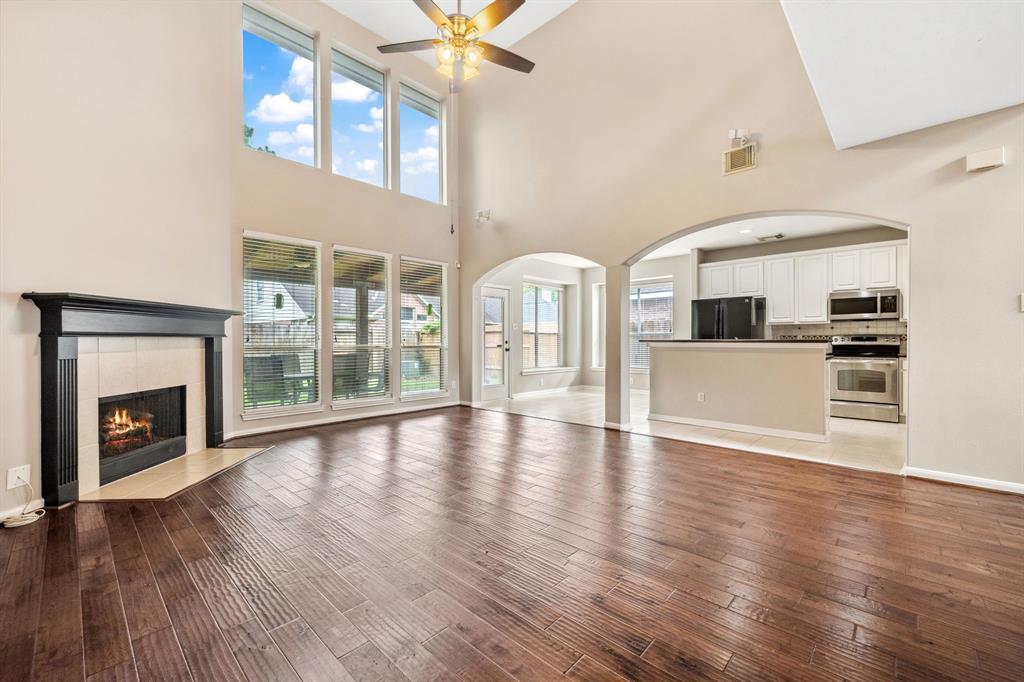 6810 Auburn Oak Trail