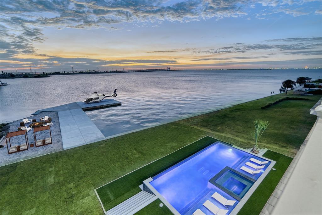 430 81st Street, Galveston, Texas image 5
