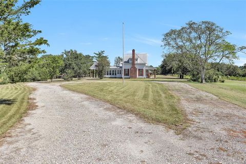 A home in Groveton