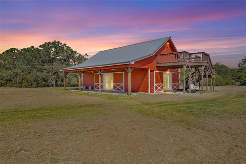 A home in Groveton